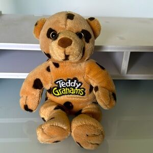 Teddy Grahams Chocolatey Chip Stuffed Beanie Bear